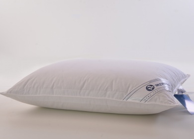 3 chamber pillow with goose down and feather filling